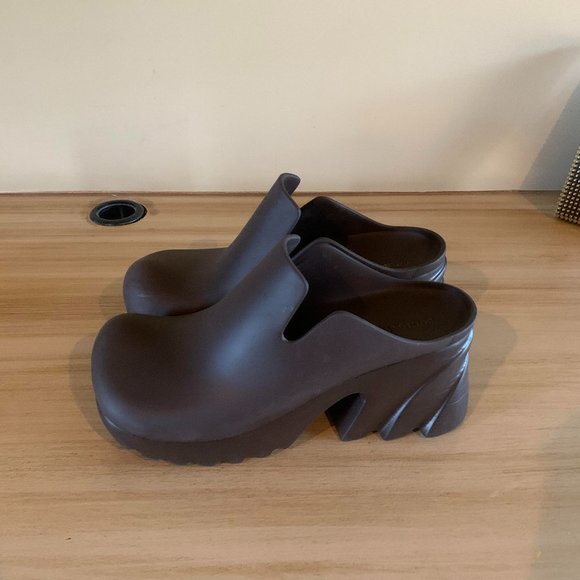 Bottega Veneta Shoes - Bottega Veneta Flash Rubber Clogs - SIZE 40 (10)
